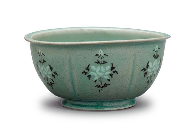 Celadon Tray,docolated with inlaied Peony Design and incised Chrysanthemum Design